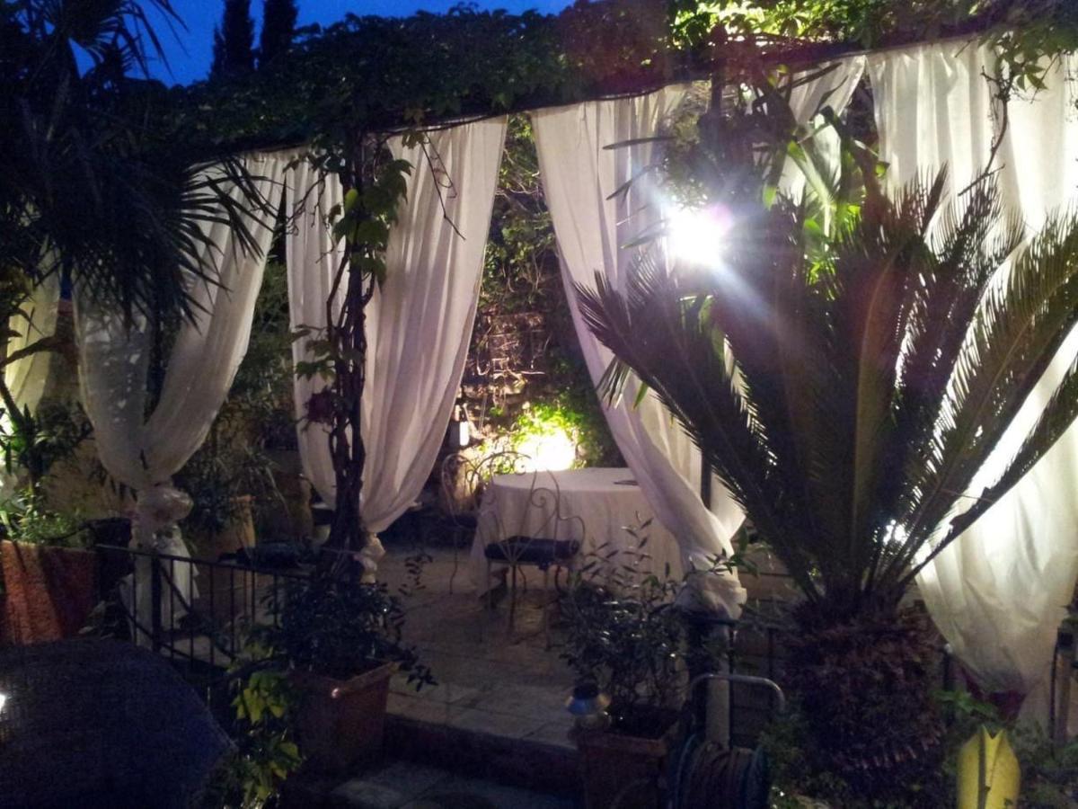 Rognes La Villageoise, Chambre Troglodyte Pitoresque Au Coeur Du Village מראה חיצוני תמונה