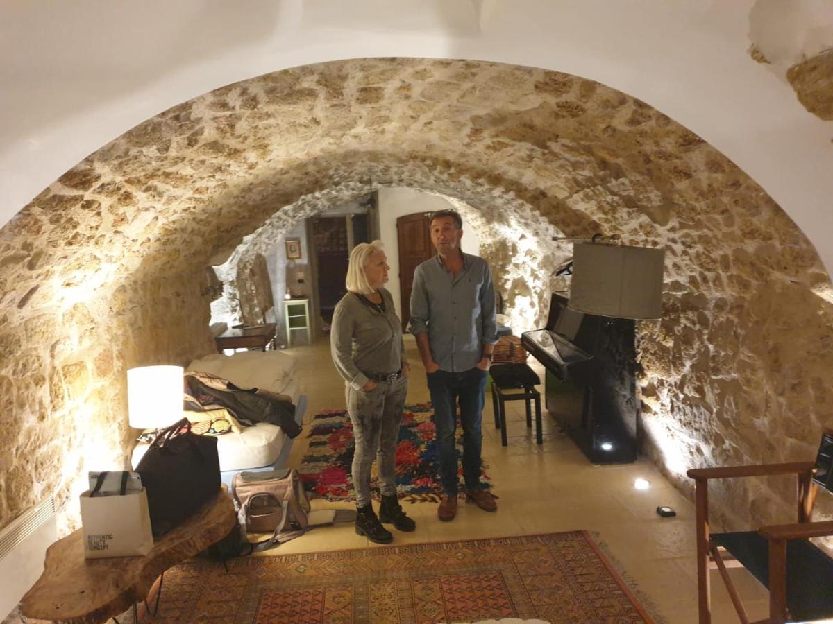 Rognes La Villageoise, Chambre Troglodyte Pitoresque Au Coeur Du Village מראה חיצוני תמונה