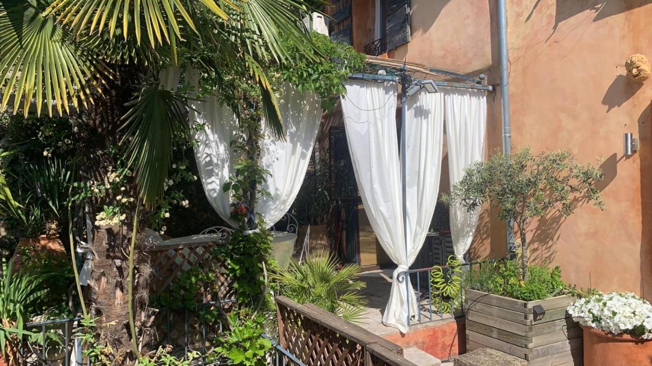 Rognes La Villageoise, Chambre Troglodyte Pitoresque Au Coeur Du Village מראה חיצוני תמונה