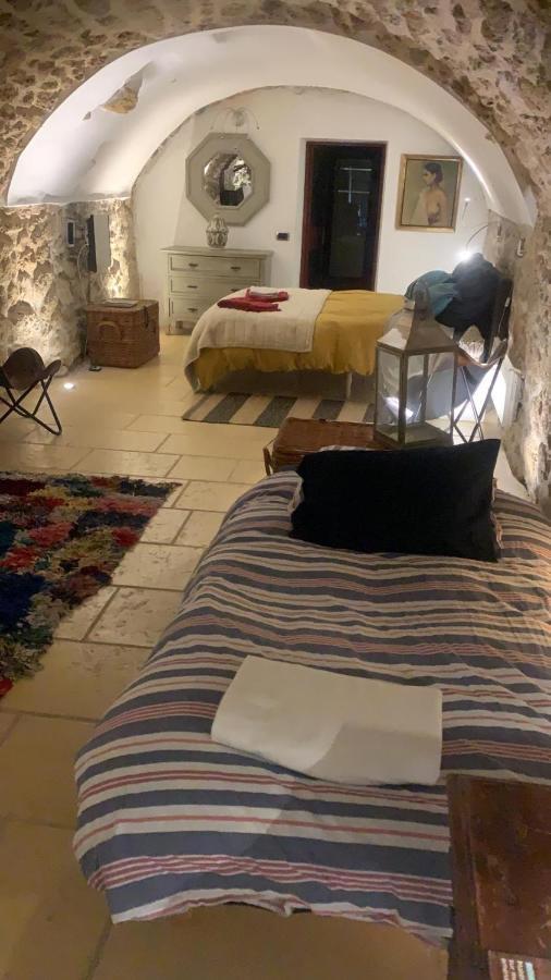 Rognes La Villageoise, Chambre Troglodyte Pitoresque Au Coeur Du Village מראה חיצוני תמונה