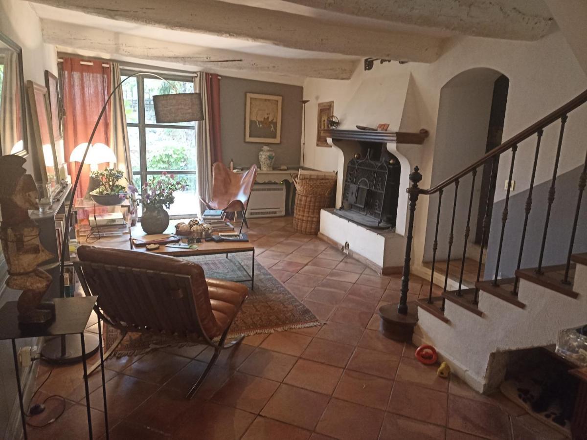 Rognes La Villageoise, Chambre Troglodyte Pitoresque Au Coeur Du Village מראה חיצוני תמונה