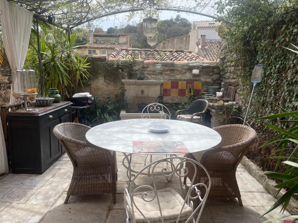 Rognes La Villageoise, Chambre Troglodyte Pitoresque Au Coeur Du Village מראה חיצוני תמונה