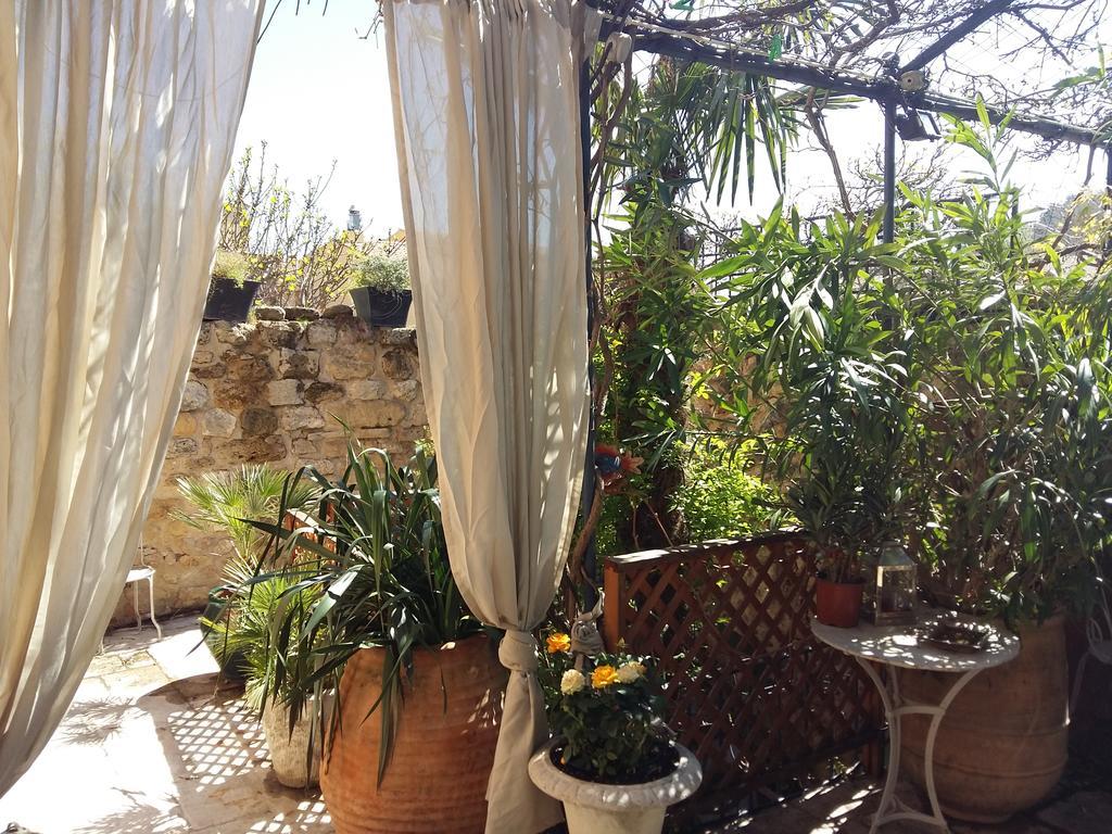 Rognes La Villageoise, Chambre Troglodyte Pitoresque Au Coeur Du Village מראה חיצוני תמונה